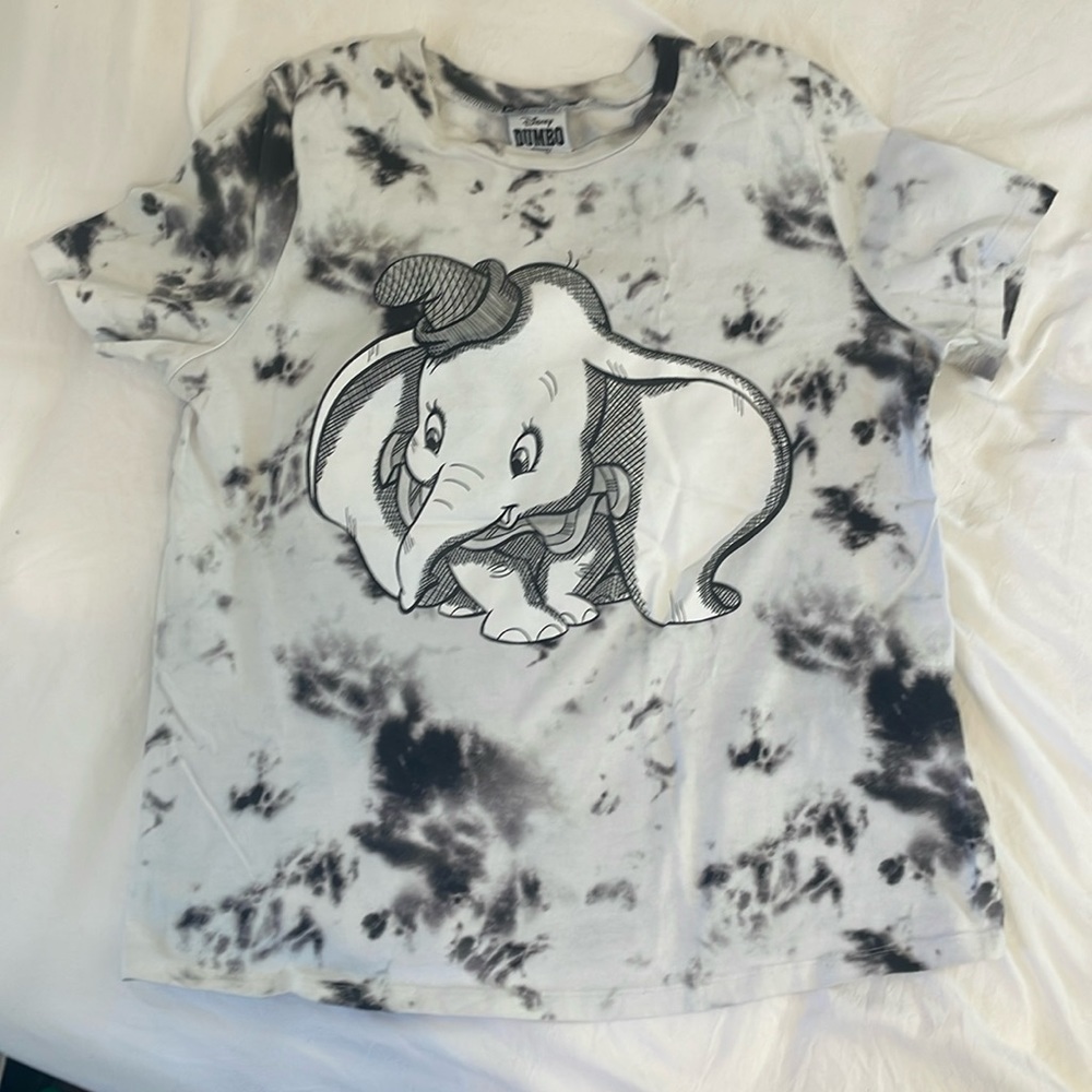 Disney DUMBO tie dye tshirt